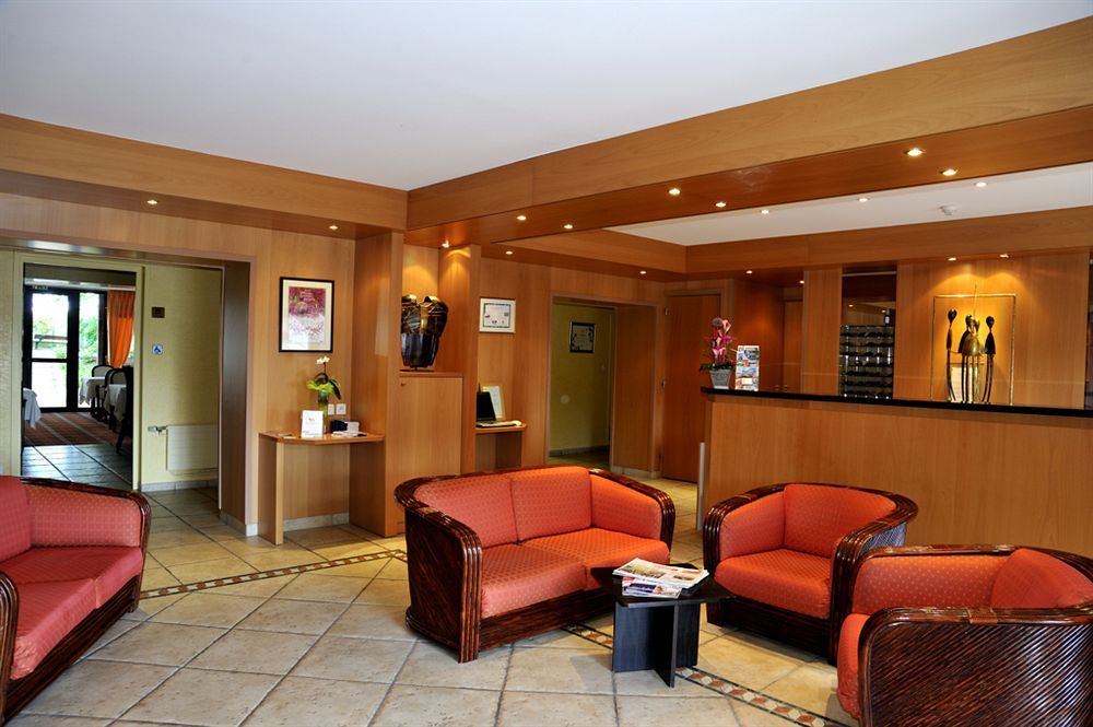 Au Relais Du Gue De Selle 3* Mezangers